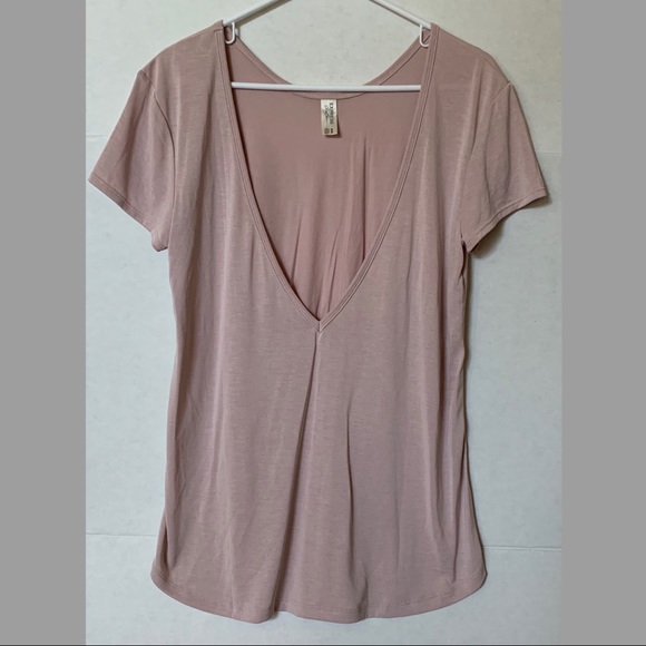 Express Tops - NWOT Express Blush Top